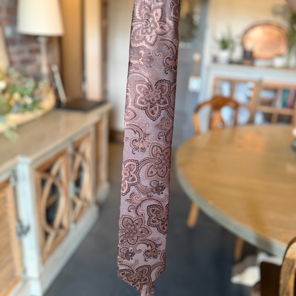 Robert Talbott Dark Brown Bronze Paisley Tie 100% Silk Hand Made in USA